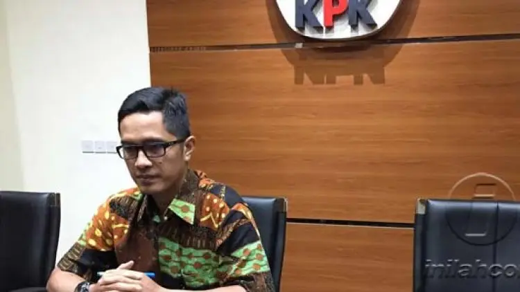KPK Periksa Dirut PT Pupuk Indonesia Logistik