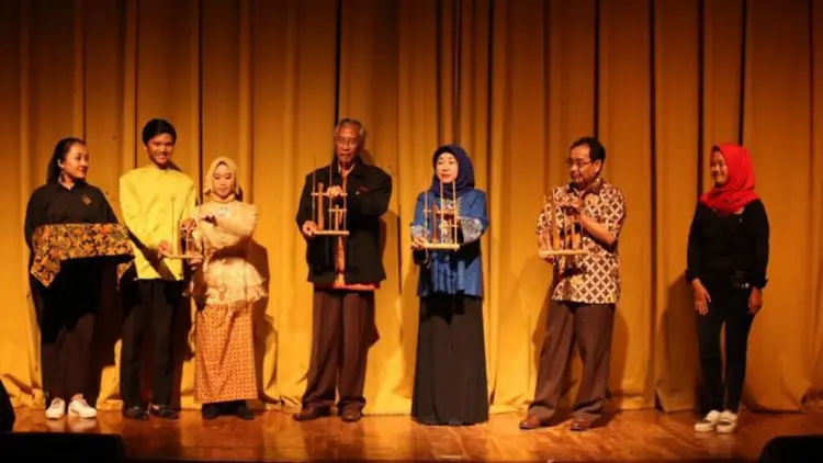 UKM Kabumi UPI Gelar Opera Angklung Lutung Kasarung