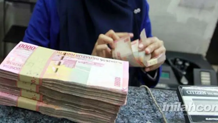 Rupiah Pagi Menguat 0,04% di Bawah RM dan Bath