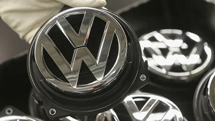 VW Berencana Bangun Pabrik Baterai di Jerman