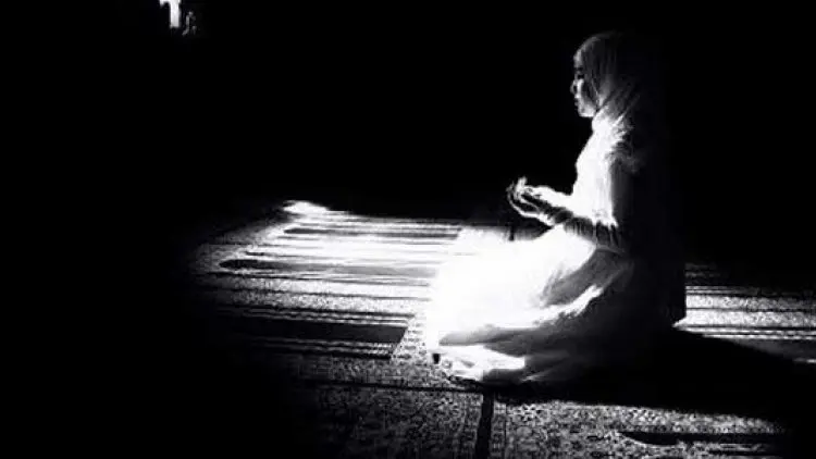 Wanita Lebih Afdal Salat di Rumah daripada Masjid