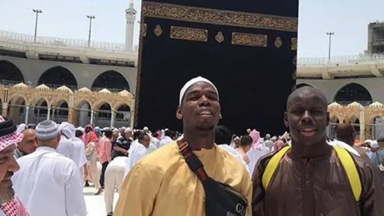 Pogba Umrah di Bulan Ramadan