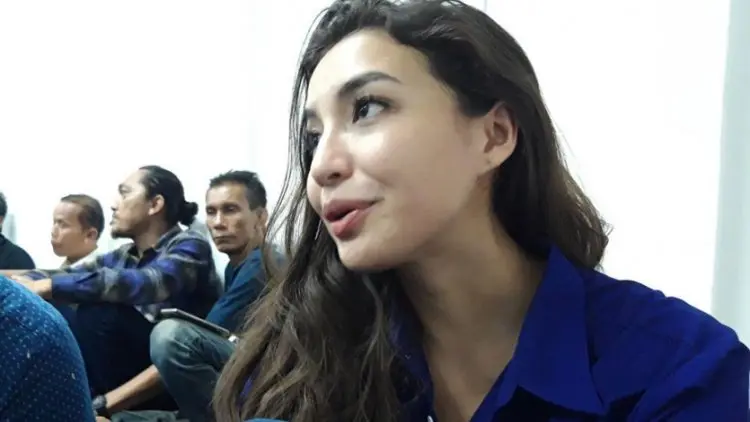Bergugurannya Calon Legislatif Artis Dapil Jatim Menuju Senayan
