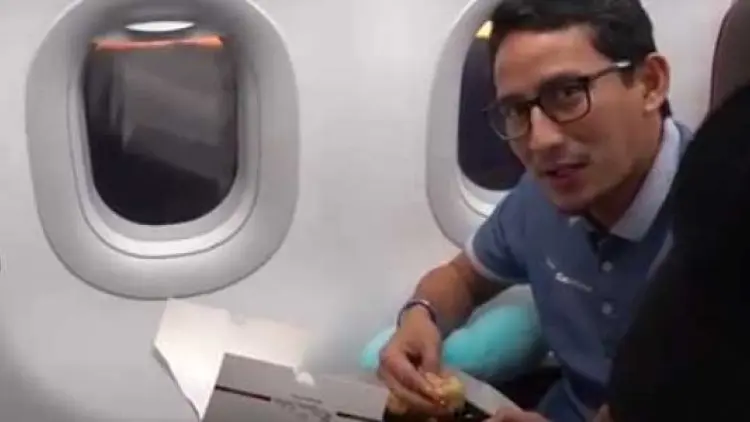Buka Puasa Di Atas Pesawat, Ini Menunya Sandi Uno