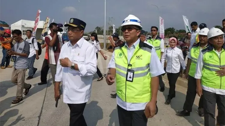 Menhub Minta Masyarakat Tak Terlalu Andalkan Tol