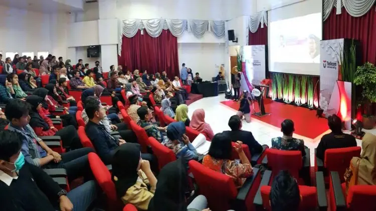 Program Glow Ajak Mahasiswa Belajar Konteks Internasional