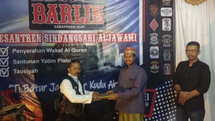 Berkah Ramadan Ala Biker Bandung 