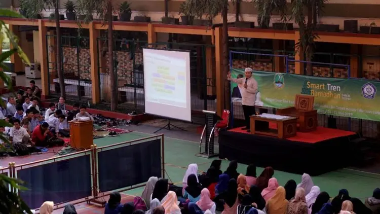 Parade Kuliah Ramadan di SMAN 24 Bandung