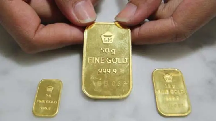 Harga Emas Berakhir Turun