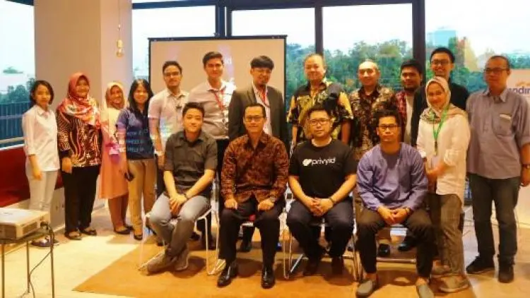 PrivyID Edukasi Manfaat Tanda Tangan Digital