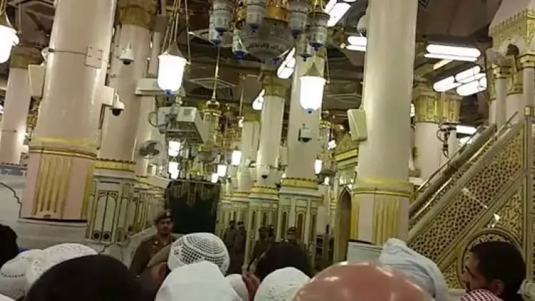 Beda Pendapat tentang Makna Hadis Raudhah
