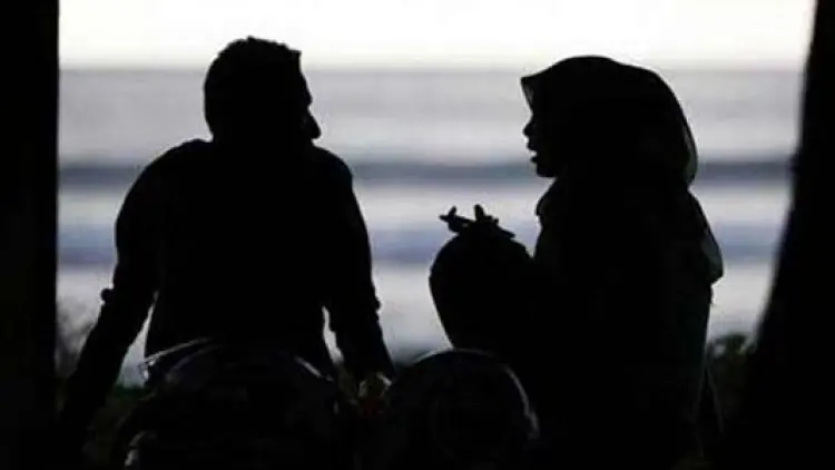 Dosa Suami yang Biarkan Anak Istri Bermaksiat