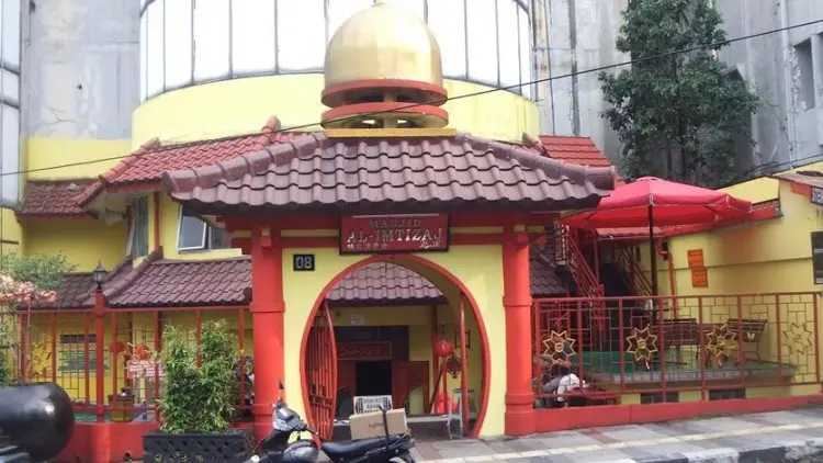 Akulturasi Budaya di Masjid Imtizaj Kota Bandung