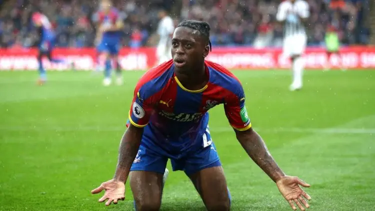 Neville Sarankan MU Rekrut Bek Muda Crystal Palace