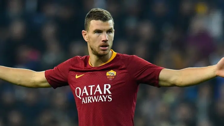 Agen Bantah Dzeko Gabung Fenerbahce