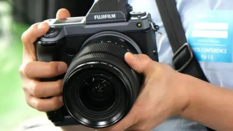 Kamera Medium Format Ini Dibanderol Rp144 Juta