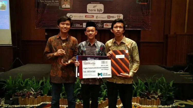 Mahasiswa ITB Juara 1 Bandung Datathon 2019