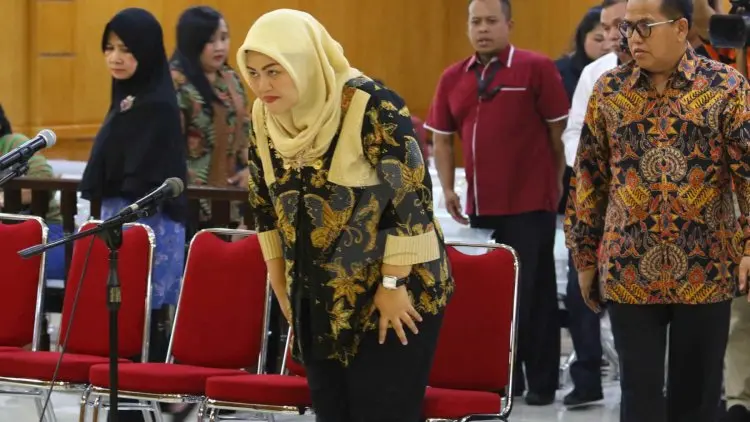 Hari Ini Eks Bupati Bekasi Jalani Sidang Putusan