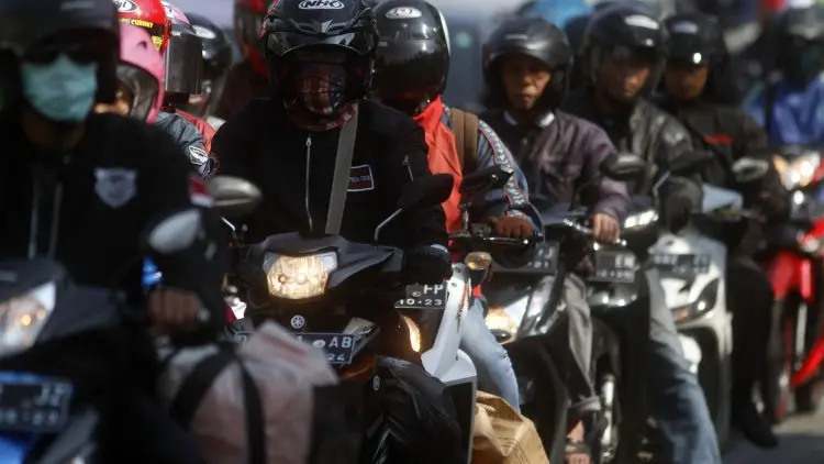 NAGREG MULAI PADAT