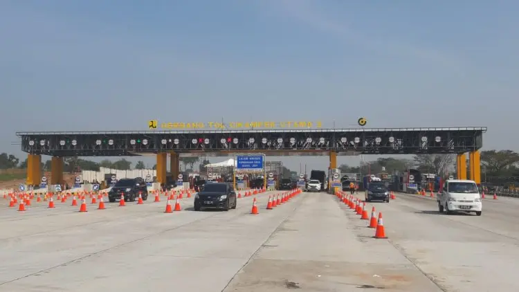 Saat Pola One Way, Jasa Marga Buka 26 Gardu di Cikampek Utama