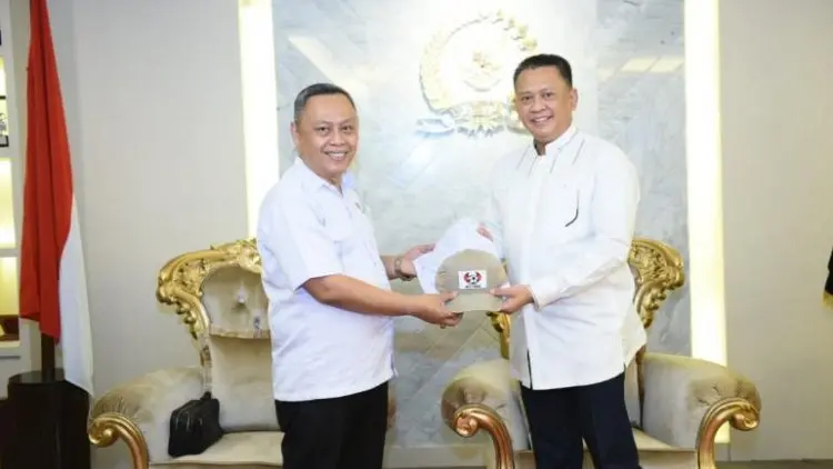 Ketua DPR Dukung Percepatan KLB PSSI