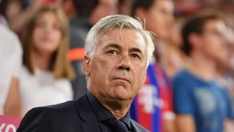 Carlo Ancelotti Ingin Tinggal Lama di Napoli
