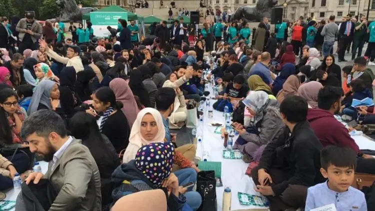 Pertama Kali dalam Sejarah, Buka Puasa Bersama di Trafalgar Square London