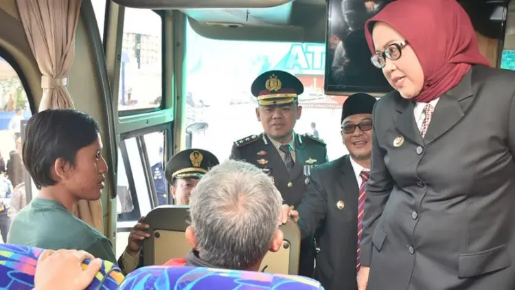 Ade Yasin Lepas 4.536 Peserta Mudik Gratis