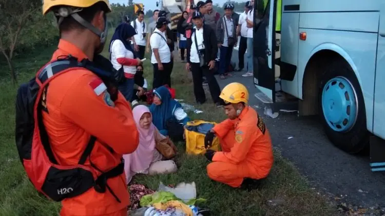 Bus Mudik Gratis Terbakar, Sopir Dilarikan ke RS