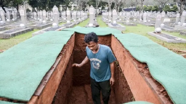Gugurnya Para Melati Suci “Sang Ibu Negeri”
