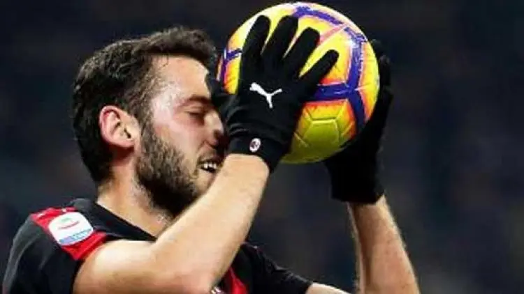 Gagal ke Liga Champions, AC Milan Cuci Gudang