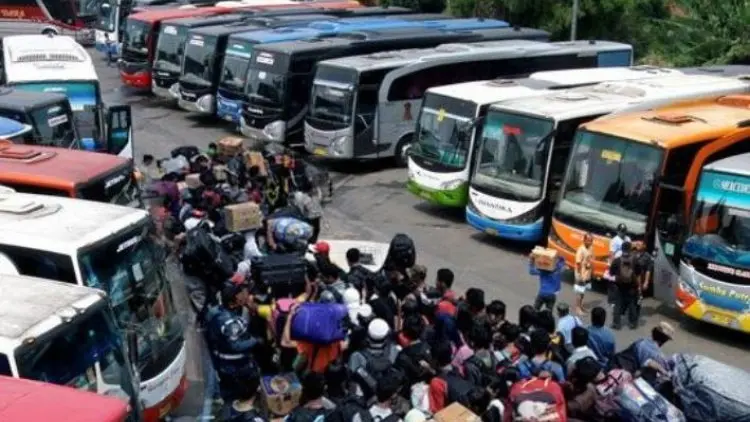 Musim Mudik, Tarif Angkutan di Garut Naik 20 Persen