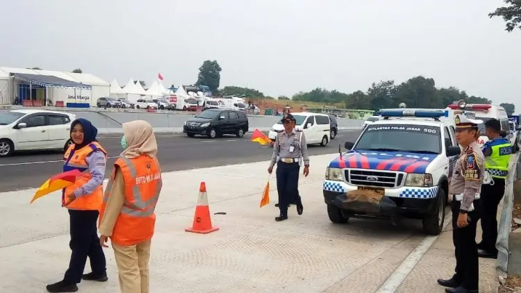 Kisah Pengaman Mudik 'Mereka Rela Tak Pulang Demi Pulang Mereka'