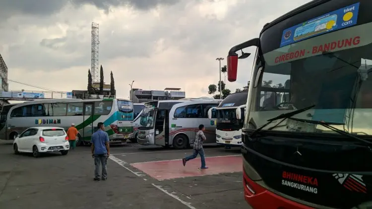Penumpang di Cicaheum Menurun, Pendapatan Sopir Berkurang