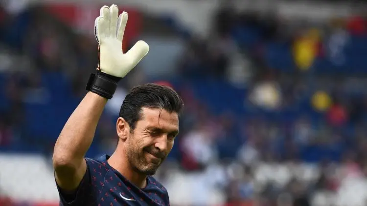 Wow, Barcelona Tertarik Tampung Buffon