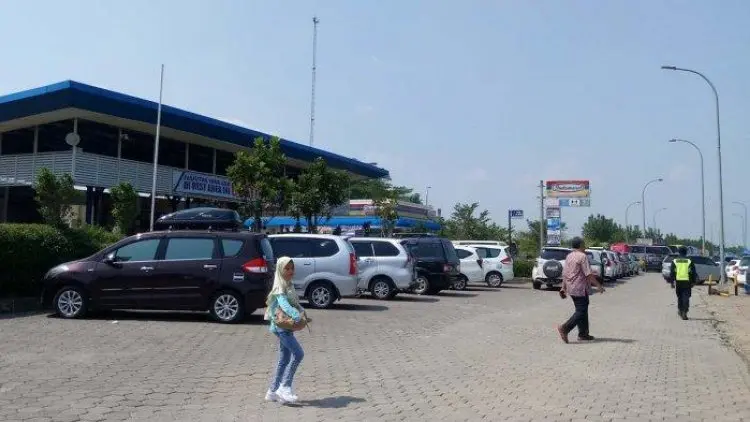 Hay Pemudik, Jangan Lama-lama di Rest Area. Ini Penyebabnya..