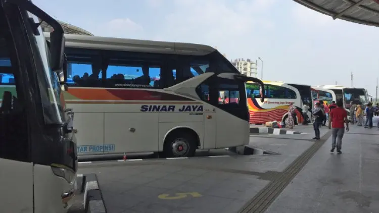 Puncak Arus Balik Sudah Terasa di Terminal Pulo Gebang