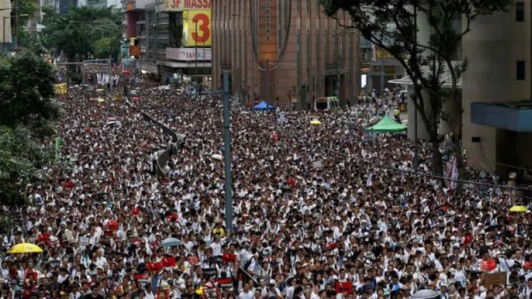 Besok, Warga Hong Kong Kembali Turun ke Jalan