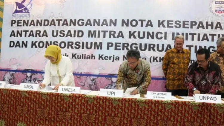 Rektor UPI Tanda Tangani Nota Kesepahaman dengan USAID Mitra Kunci Initiative