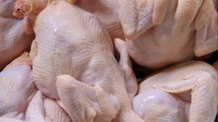 Lebaran Berlalu, Harga Ayam Potong Indramayu Masih Melambung