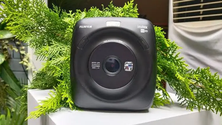 Fujifilm Rilis Kamera Hybrid Instax di Indonesia
