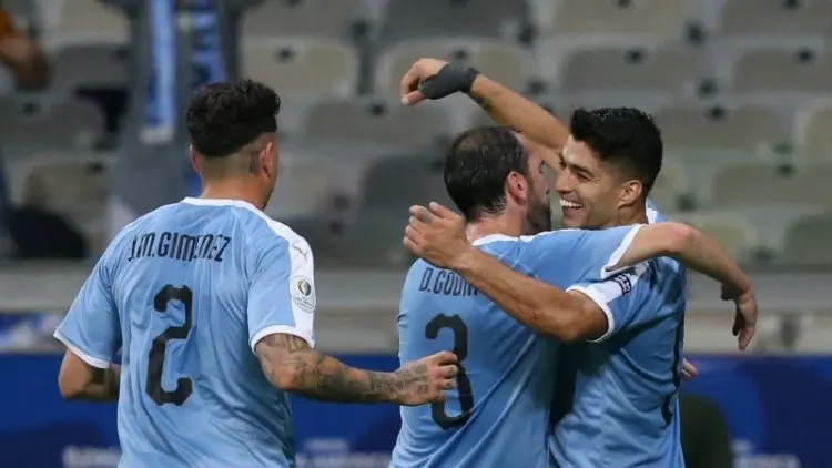 Uruguay Pesta Gol, Paraguay vs Qatar Imbang