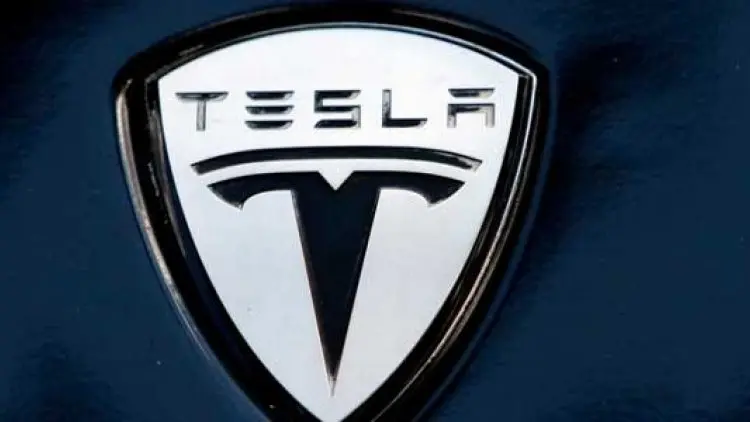 Tesla Berencana Bangun Kendaraan Amfibi Listrik