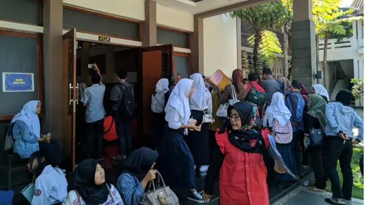 Hari Ini Belum Seberapa, PPDB SMAN 1 Bandung Membludak di Hari Terakhir