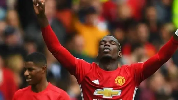 Hmm... MU Tak Lagi Produksi Jersey Pogba