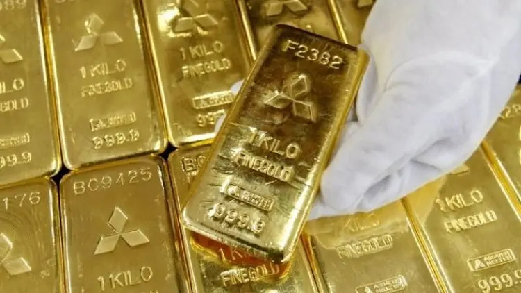 Harga Emas Masih Tergelincir dari Rekor Tertinggi