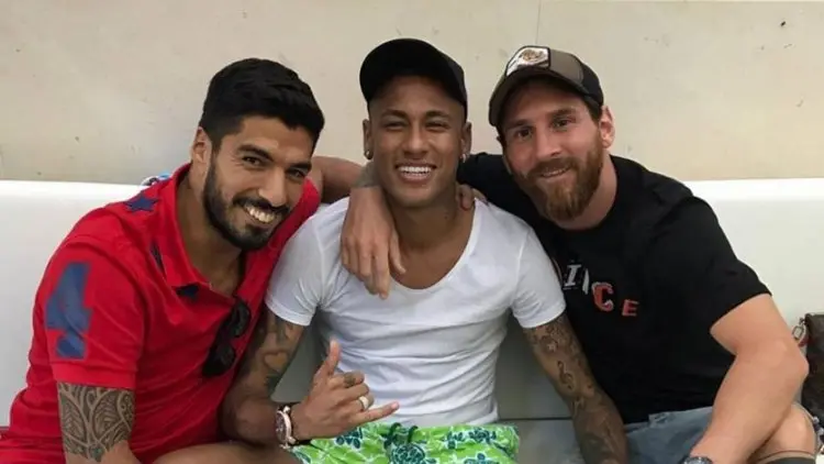 Neymar, Pilih Barcelona Atau Real Madrid?
