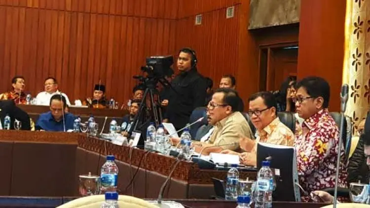 Oposisi di DPR Doakan Amran Tetap Jadi Menteri