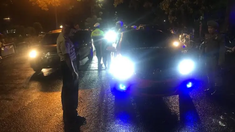 Polisi Kembali Sasar Pengemudi Mobil Pakai Strobo