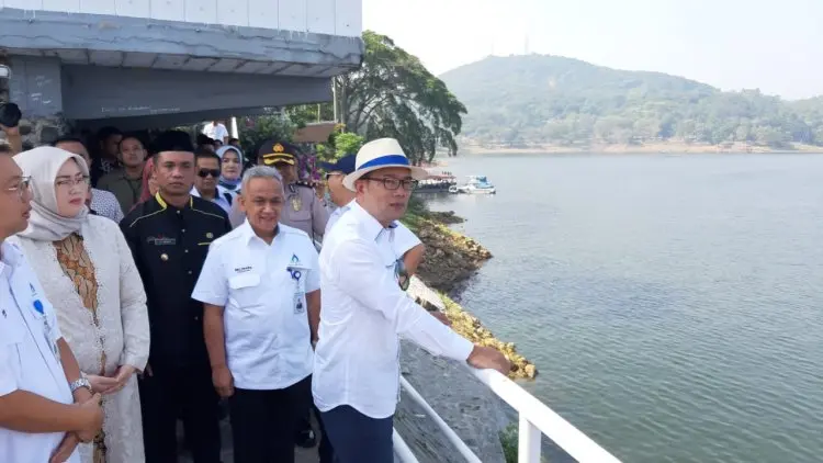 Gali Potensi PAD, Emil Serius Kembangkan Wisata Air di Waduk Jatiluhur